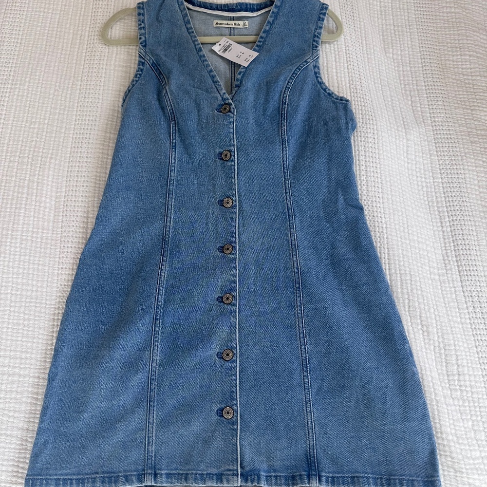 NEW never worn Abercrombie denim dress
